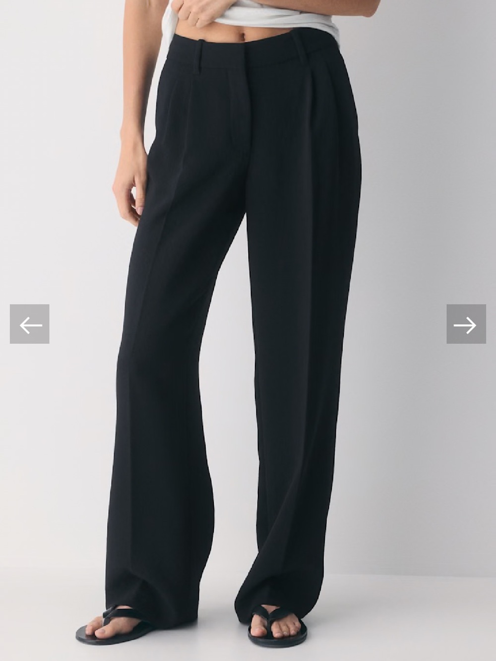 Aritzia Low Rise Effortless Pants